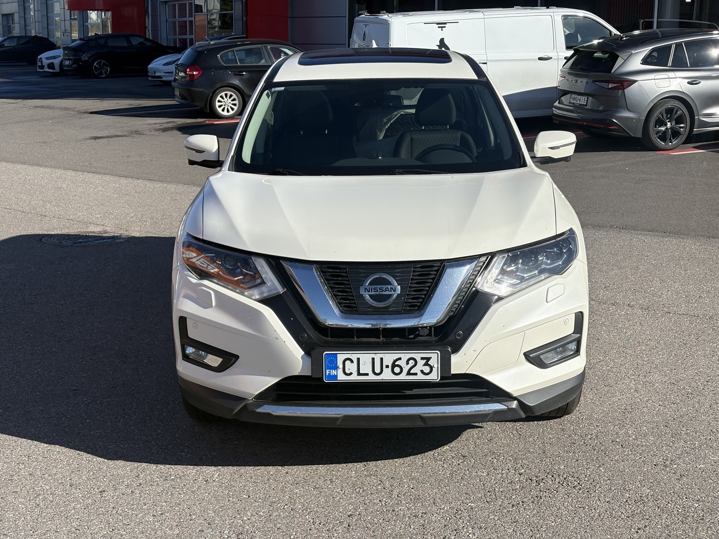 Nissan - X-Trail - DIG-T 163 Acenta 2WD MT 7 seats Vision Pack - Maastoauto