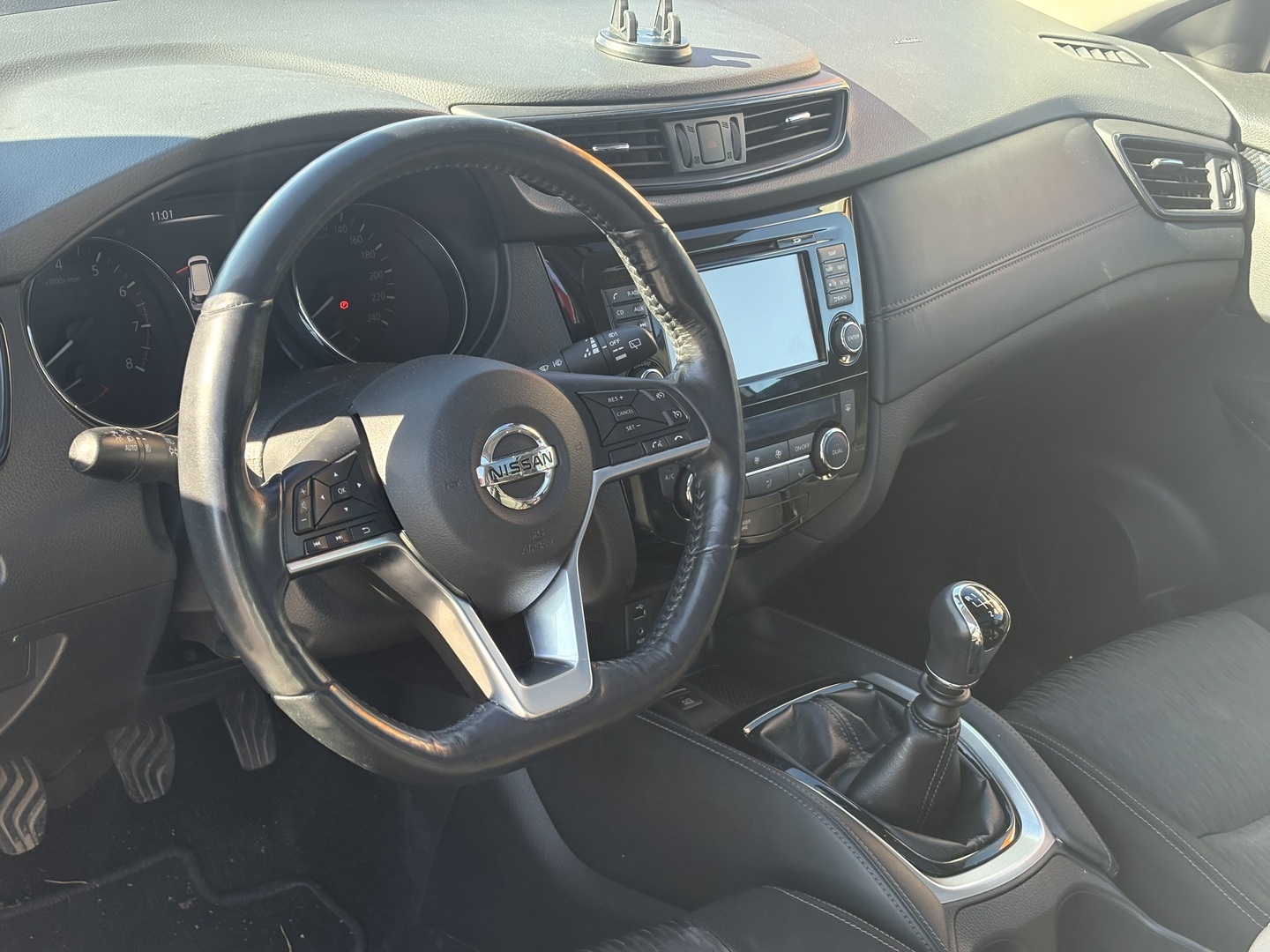 Nissan - X-Trail - DIG-T 163 Acenta 2WD MT 7 seats Vision Pack - Maastoauto