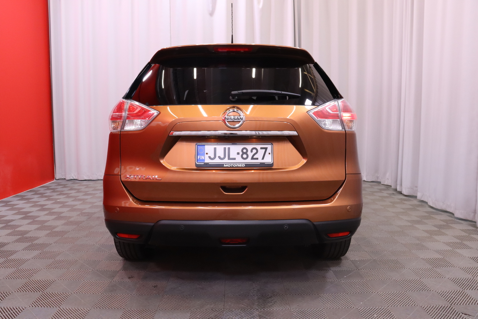 Nissan - X-Trail - dCi 130 Tekna 2WD Xtronic Moonroof - Maastoauto
