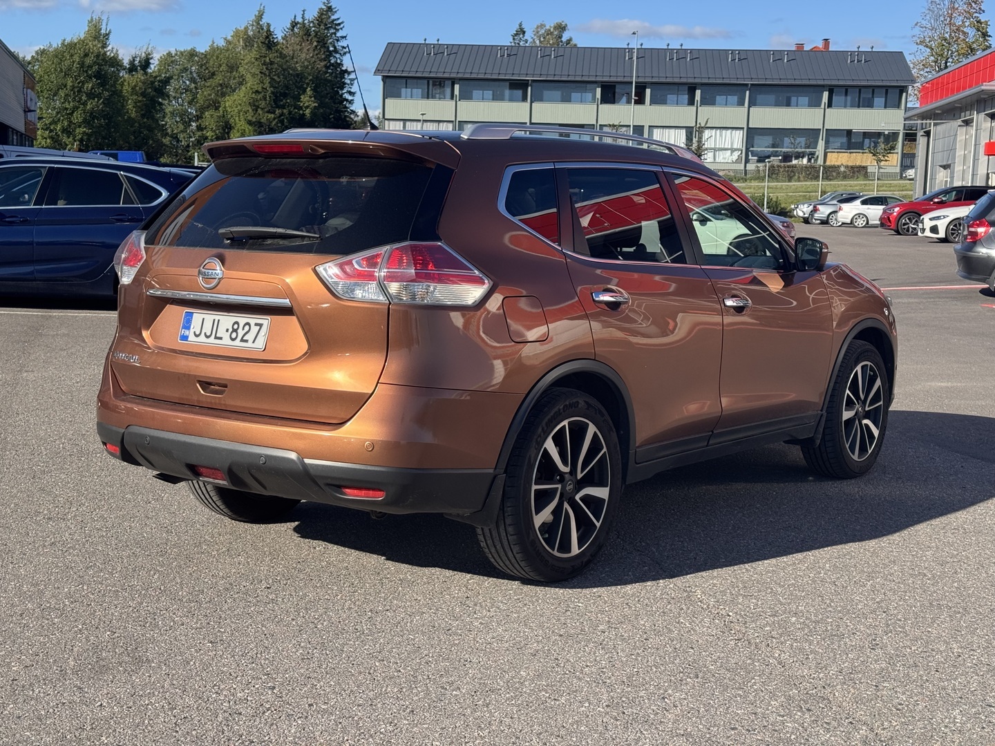 Nissan - X-Trail - dCi 130 Tekna 2WD Xtronic Moonroof - Maastoauto