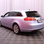 Opel - Insignia - Sports Tourer Black&White Edition 1,4 Turbo ecoFLEX Start/Stop 103kW MT6 - Farmari
