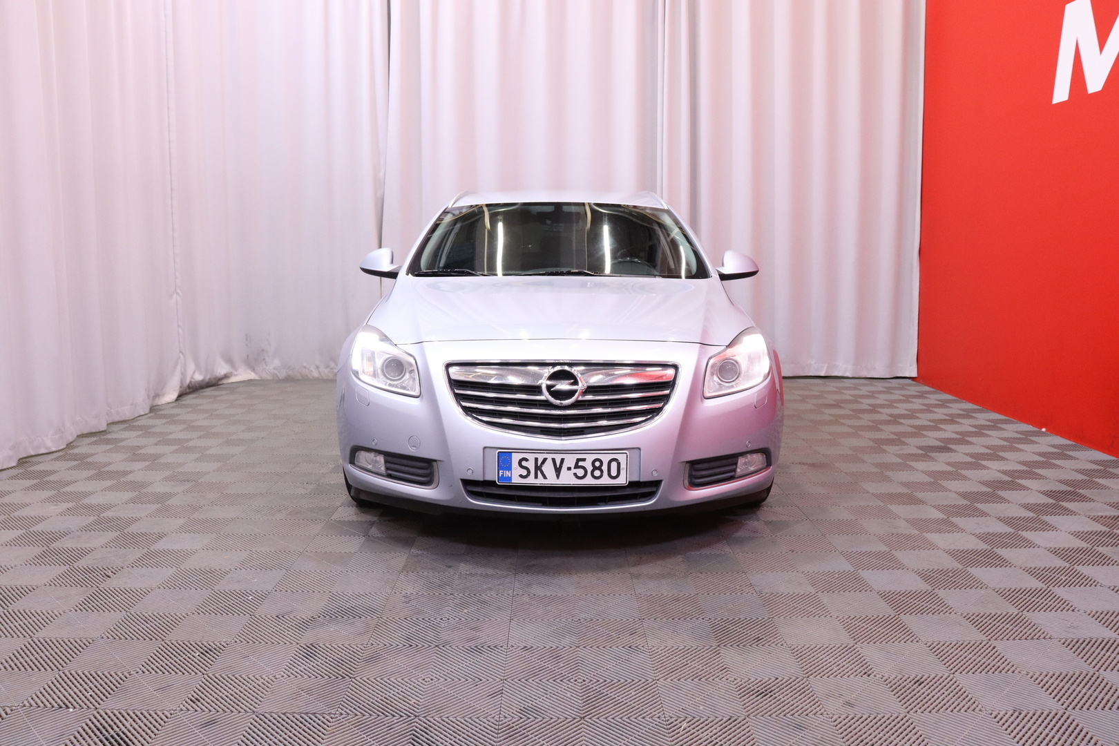 Opel - Insignia - Sports Tourer Black&White Edition 1,4 Turbo ecoFLEX Start/Stop 103kW MT6 - Farmari