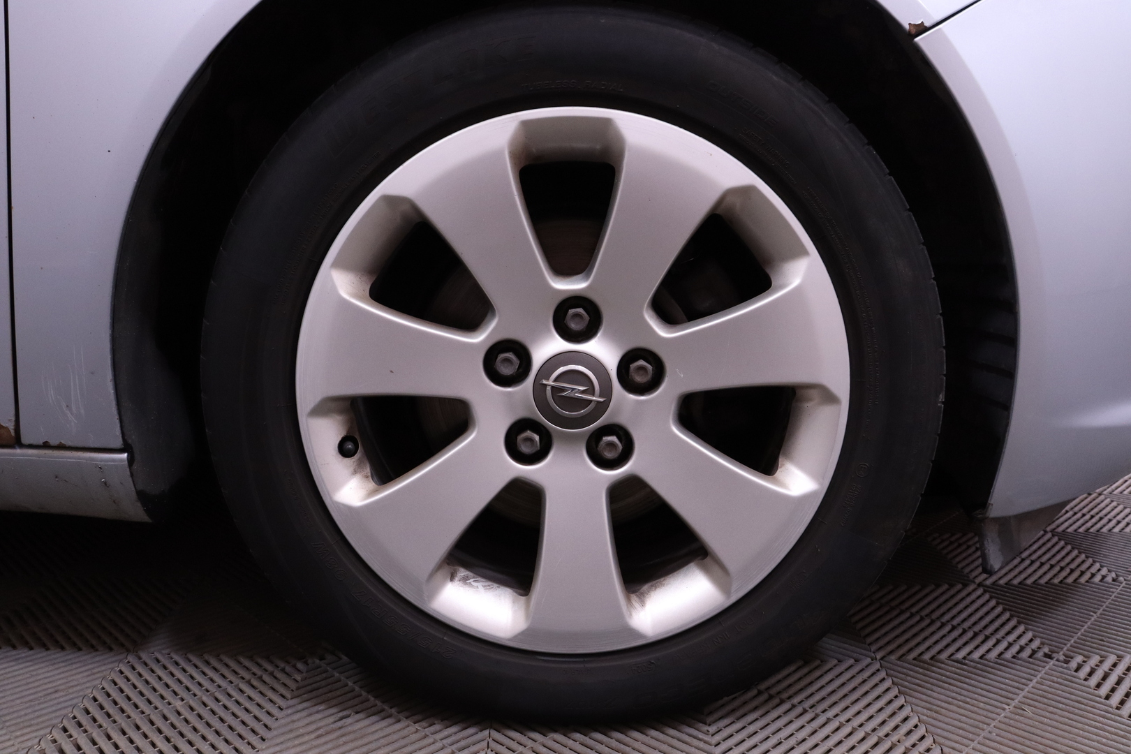 Opel - Insignia - Sports Tourer Black&White Edition 1,4 Turbo ecoFLEX Start/Stop 103kW MT6 - Farmari