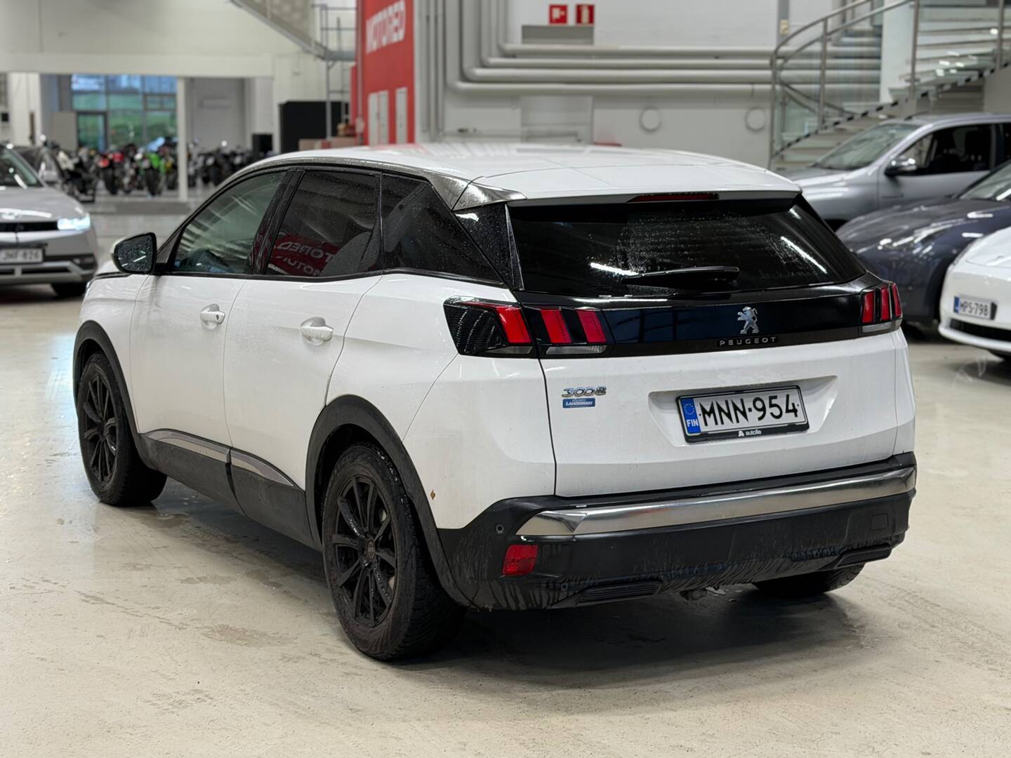 Peugeot - 3008 - Allure PureTech 130 Automaatti - Maastoauto