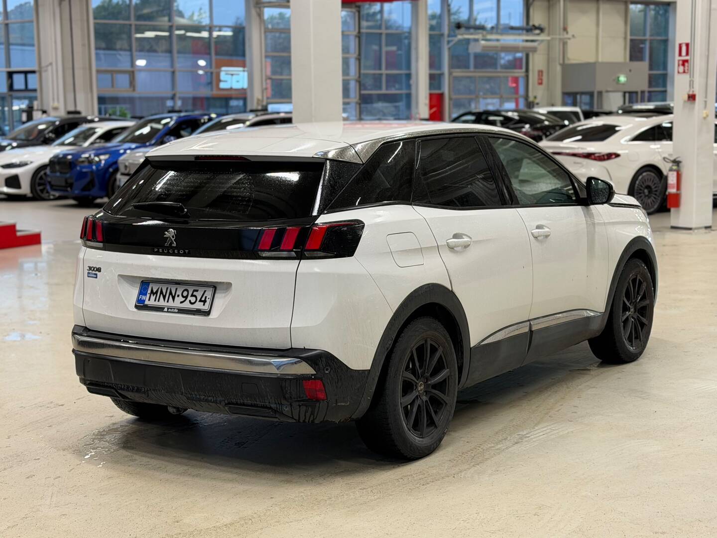 Peugeot - 3008 - Allure PureTech 130 Automaatti - Maastoauto