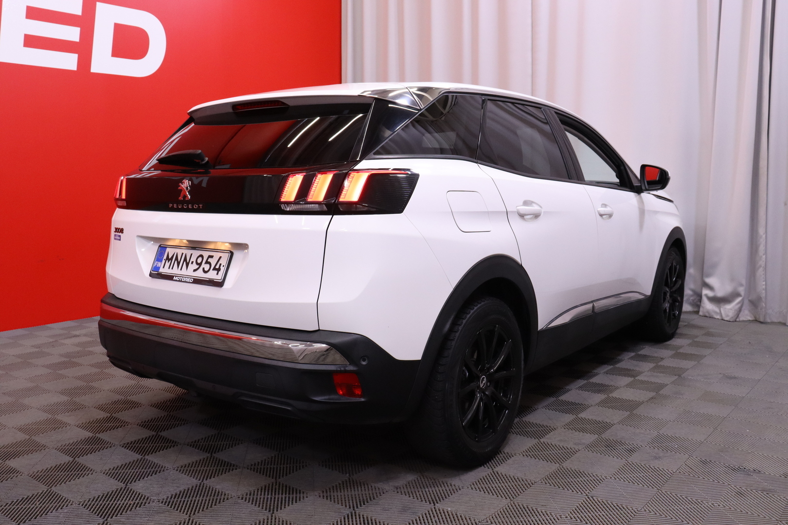 Peugeot - 3008 - Allure PureTech 130 Automaatti - Maastoauto