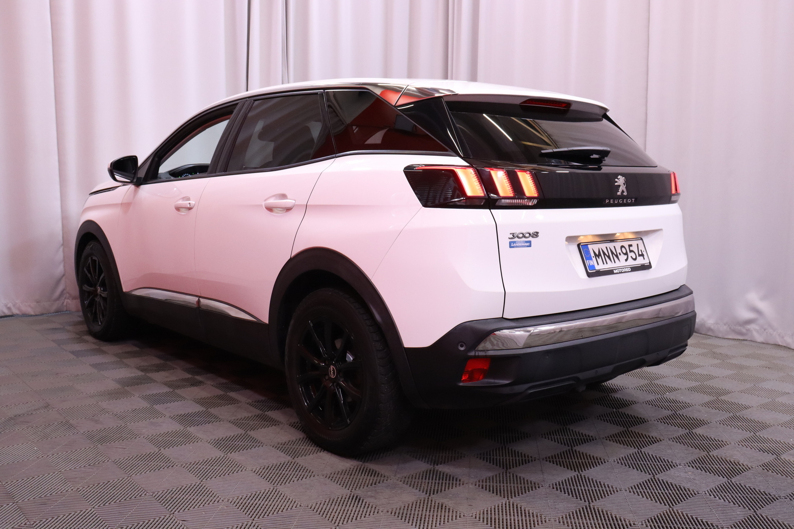 Peugeot - 3008 - Allure PureTech 130 Automaatti - Maastoauto