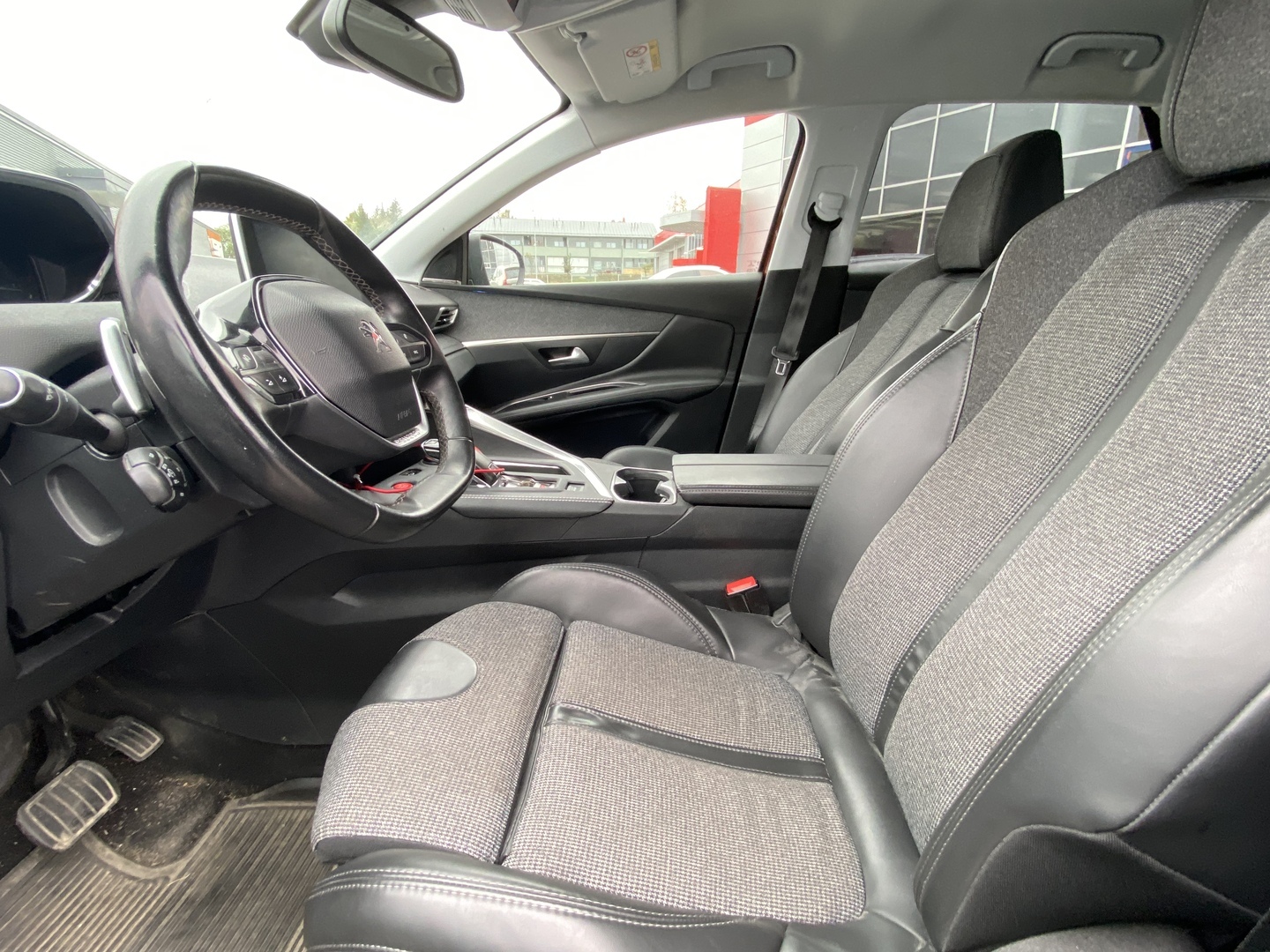 Peugeot - 3008 - Allure BlueHDi 120 Automaatti - Maastoauto