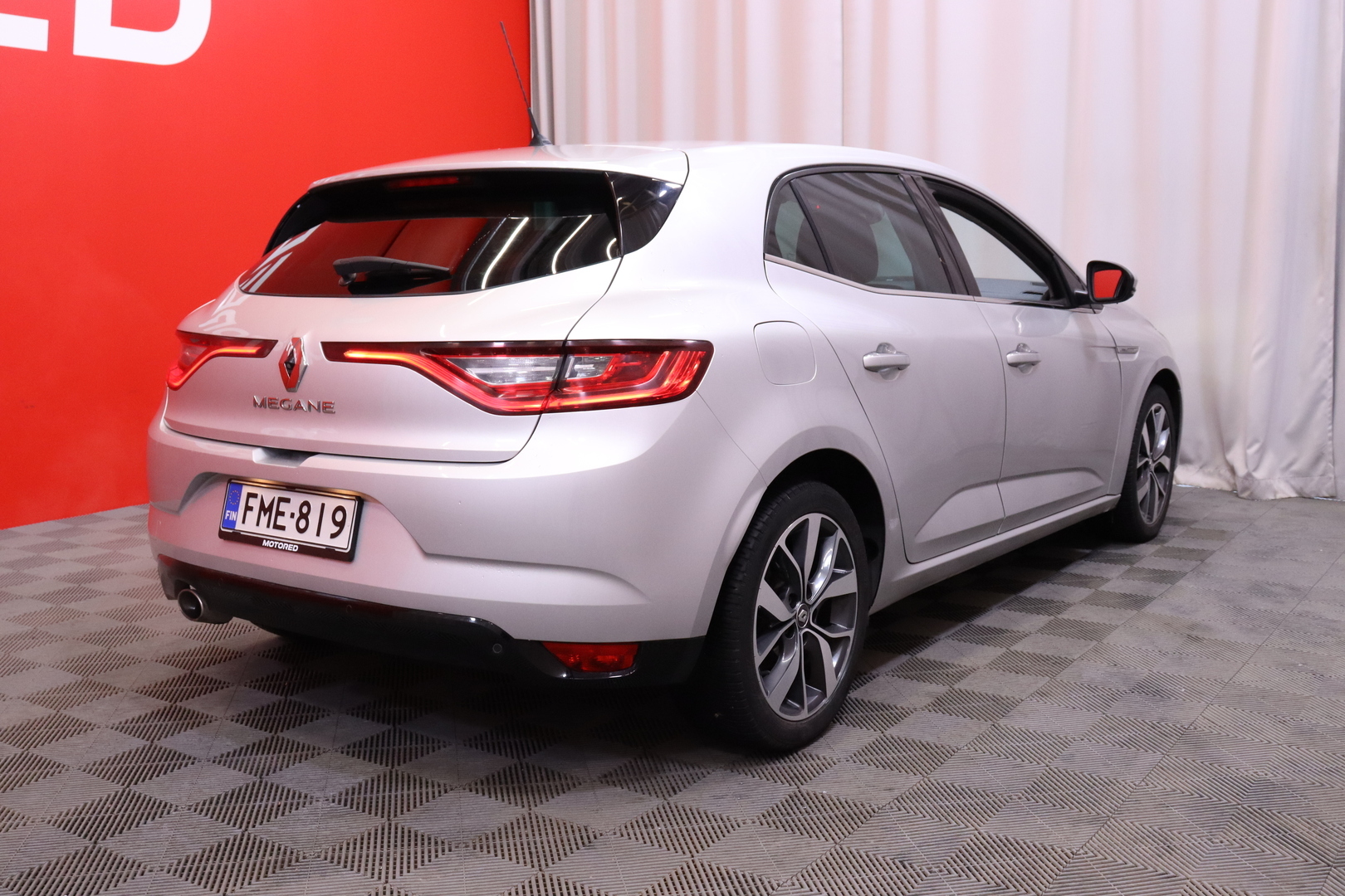 Renault - Megane - Hatchback Energy TCe 130 Bose - Viistoperä