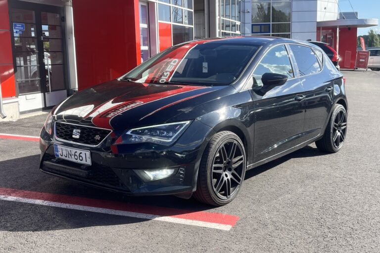 Seat - Leon - 2,0 TDi 184 FR DSG - Viistoperä