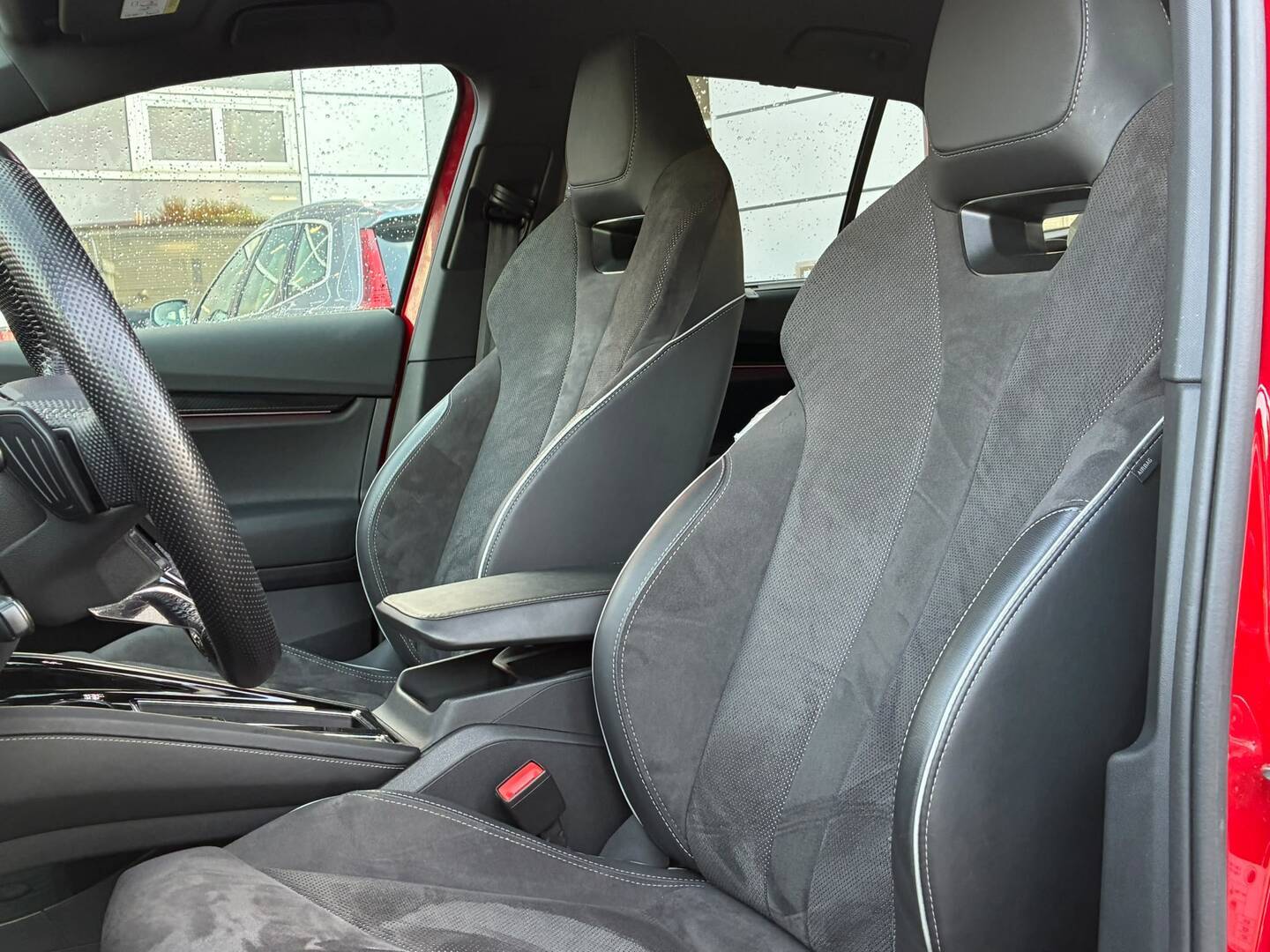 Skoda - Enyaq - 80x 4x4 SportLine iV - Maastoauto