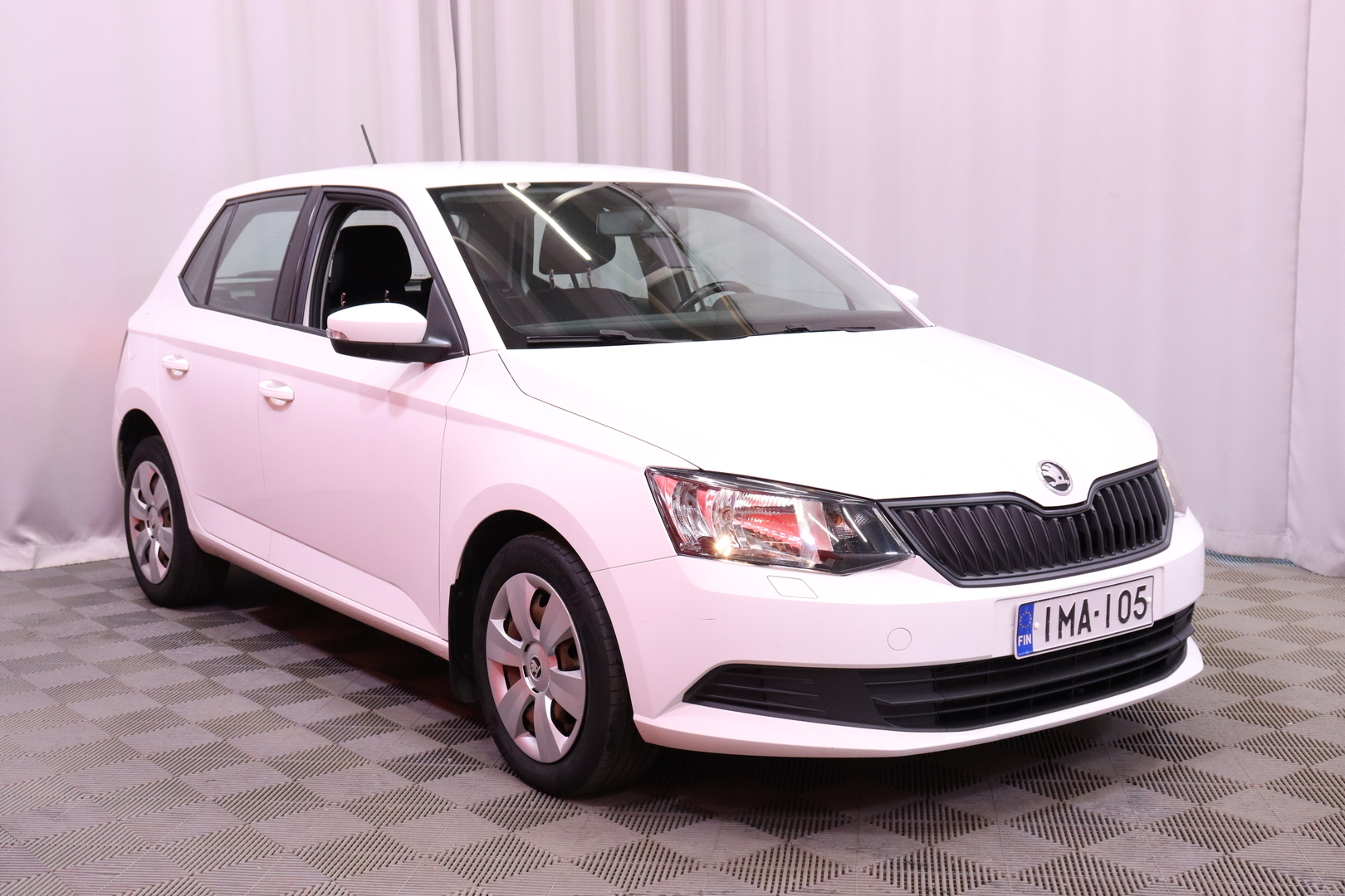 Skoda - Fabia - 1,2 TSI 90 Active - Viistoperä