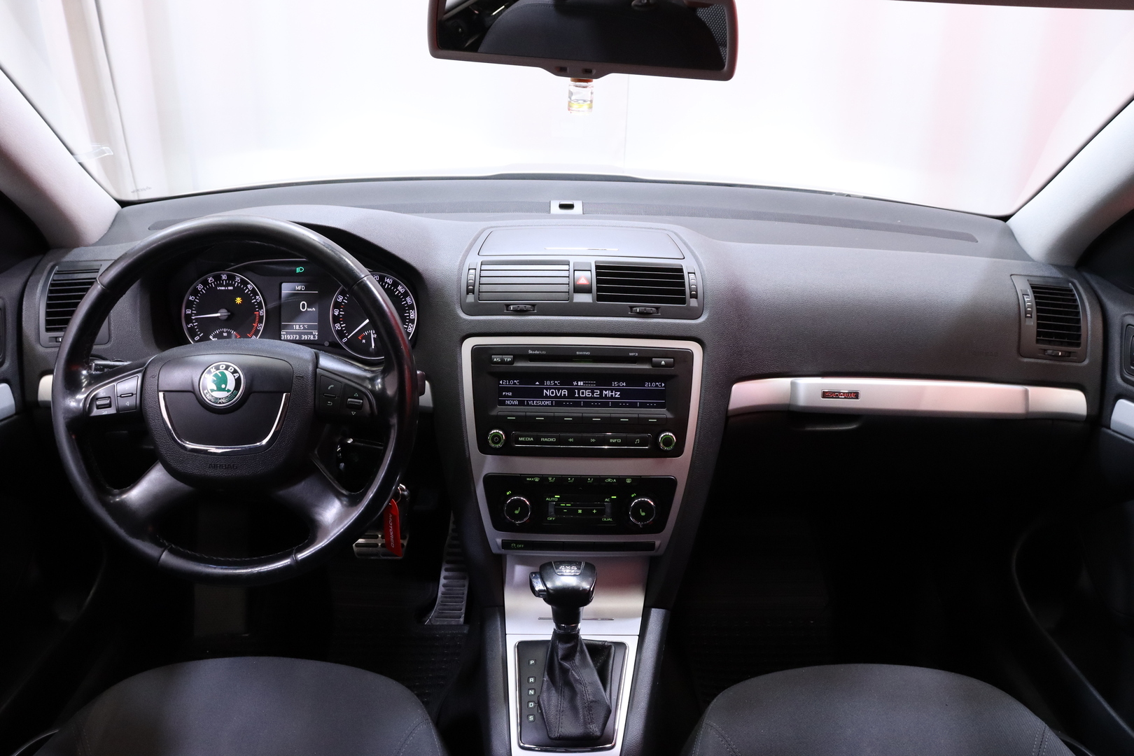 Skoda - Octavia - Combi 2,0 TDI 140 4x4 Scout DSG Autom. - Farmari