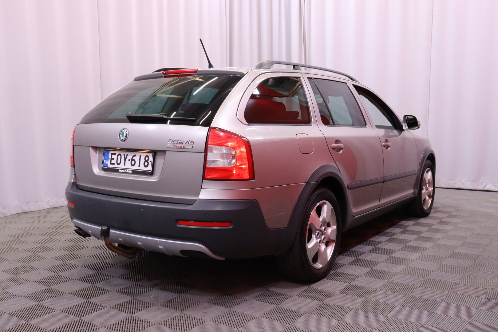 Skoda - Octavia - Combi 2,0 TDI 140 4x4 Scout DSG Autom. - Farmari