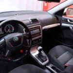 Skoda - Octavia - Combi 2,0 TDI 140 4x4 Scout DSG Autom. - Farmari