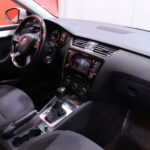 Skoda - Octavia - Combi 1,8 TSI 4x4 Elegance DSG Autom. - Farmari