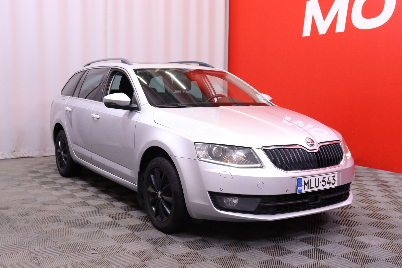 Skoda - Octavia - Combi 1,8 TSI 4x4 Elegance DSG Autom. - Farmari