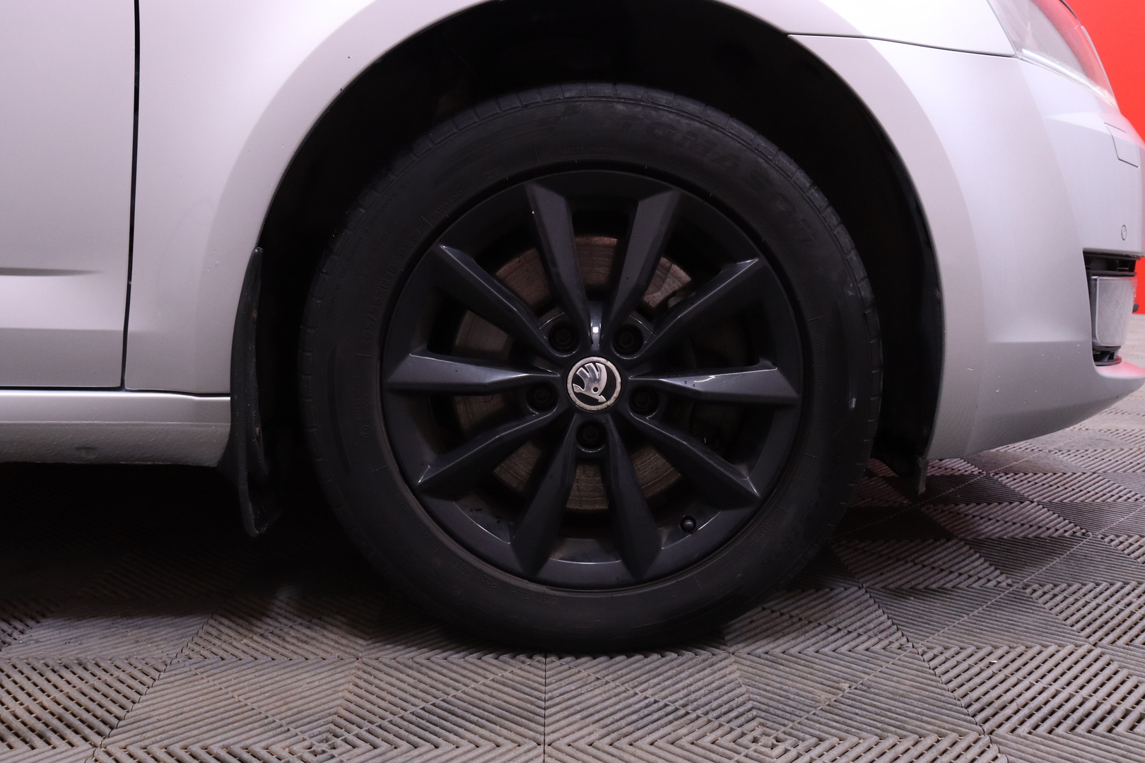 Skoda - Octavia - Combi 1,8 TSI 4x4 Elegance DSG Autom. - Farmari