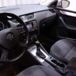 Skoda - Octavia - Combi 1,8 TSI 4x4 Elegance DSG Autom. - Farmari