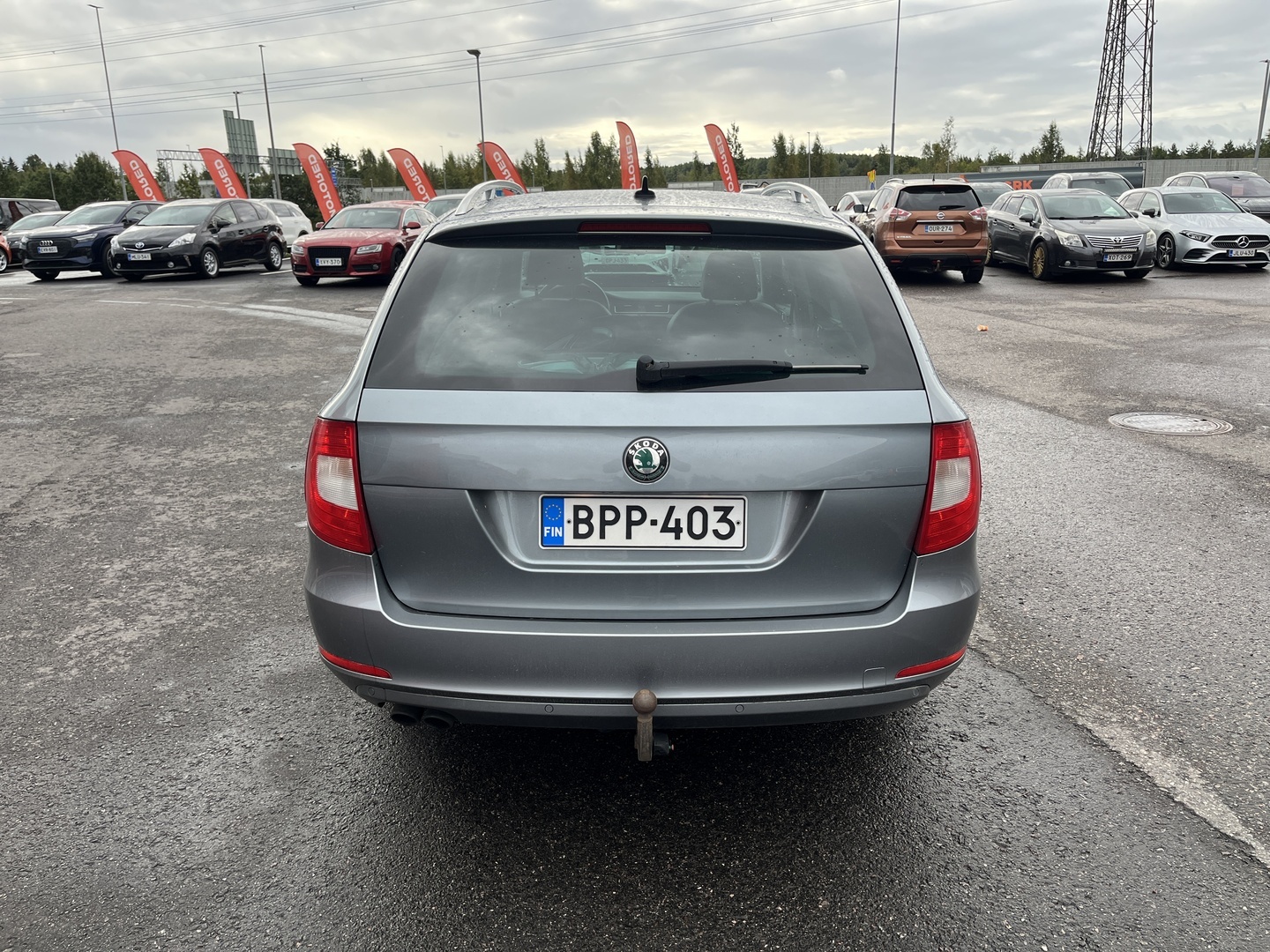 Skoda - Superb - Combi 2,0 TDI 140 4x4 Elegance DSG Autom. - Farmari