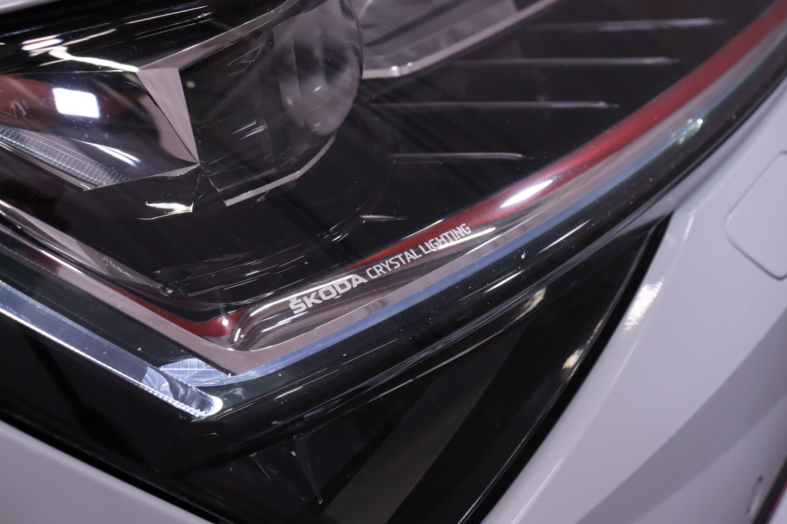Skoda - Superb - Combi 1,4 TSI PHEV L&K iV DSG Autom. - Farmari