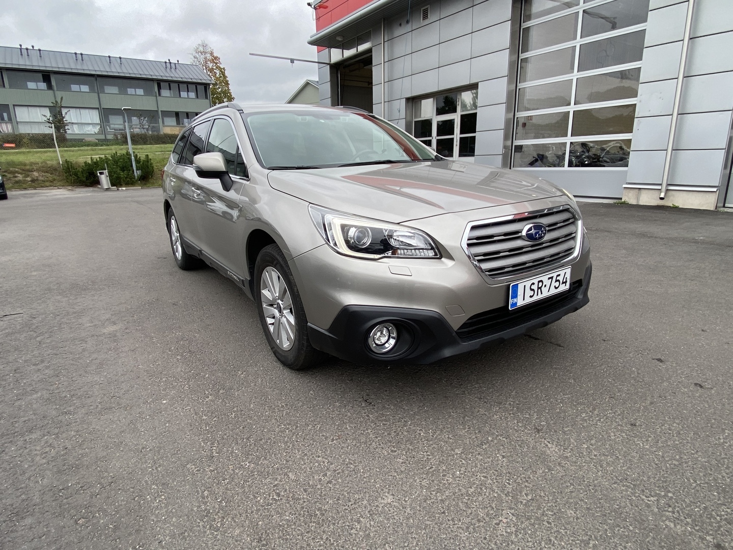 Subaru - Outback - 2,5i Base CVT - Farmari