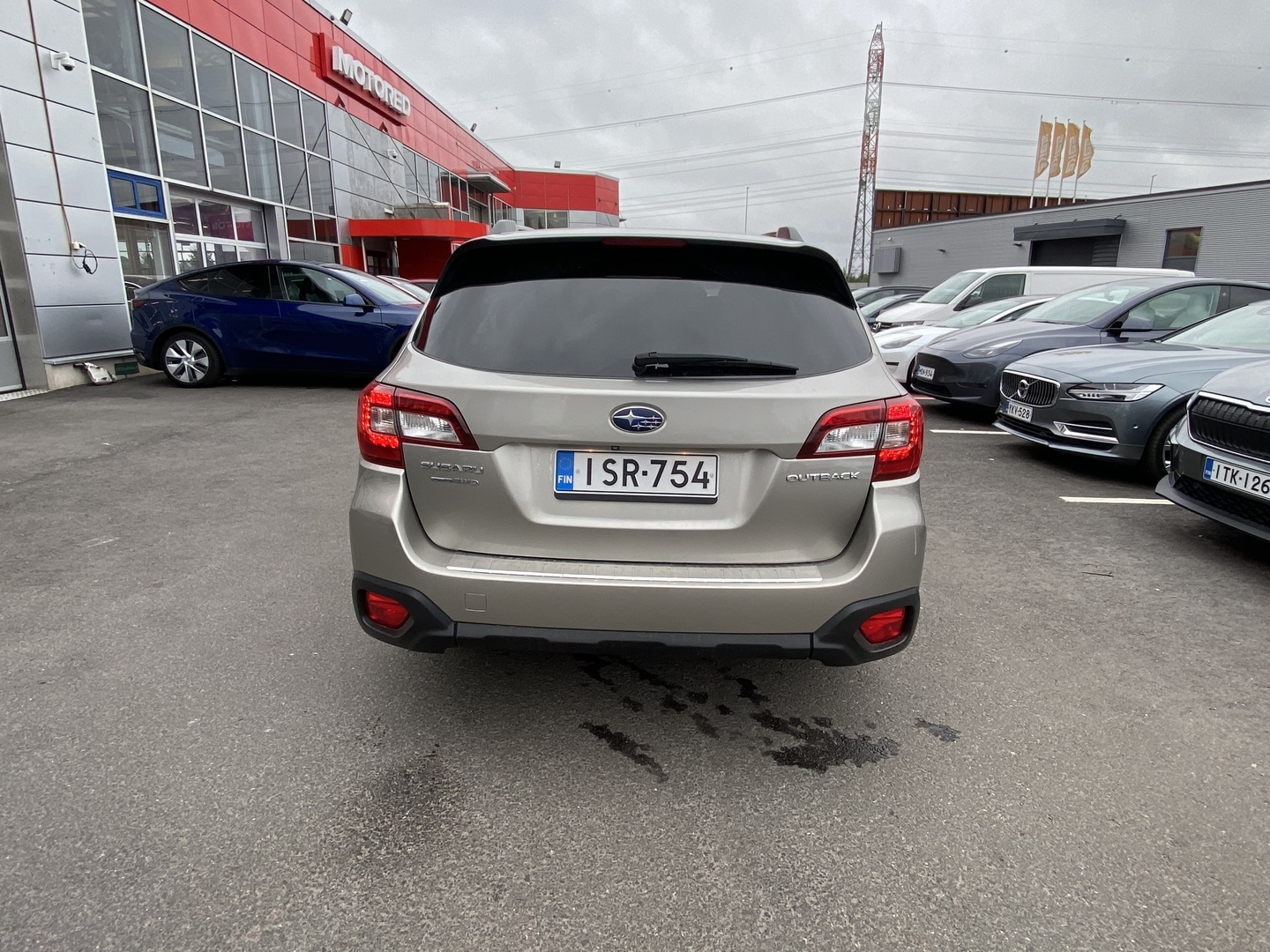 Subaru - Outback - 2,5i Base CVT - Farmari