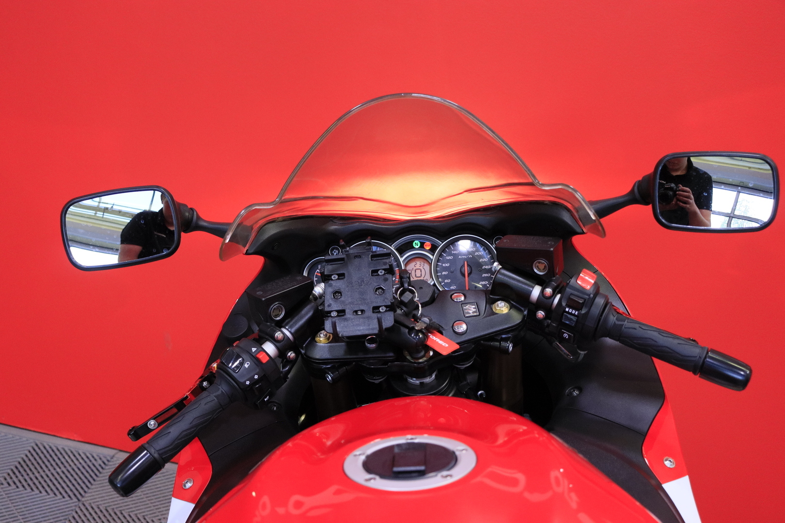 Suzuki - GSX - 1300R Hayabusa // ABS / Brembo / Hyvät renkaat // - Moottoripyörä