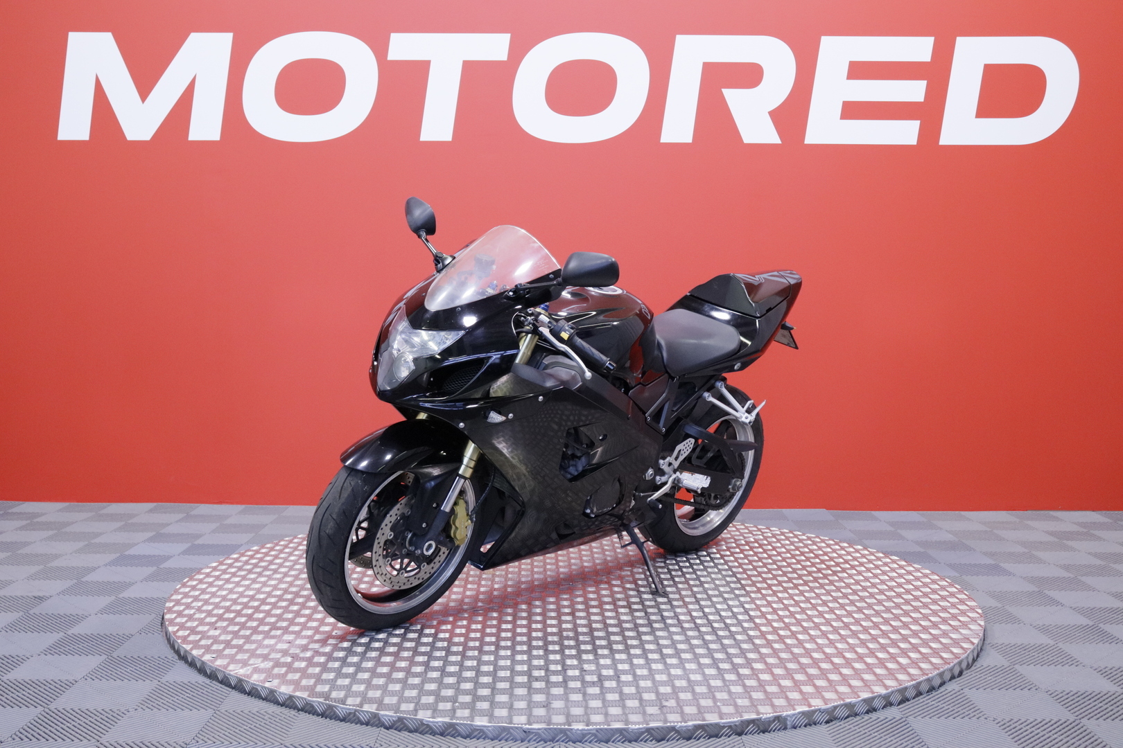 Suzuki - GSX-R - 750 // Huoltokirja / Suomi-pyörä / Yoshimura // - Moottoripyörä