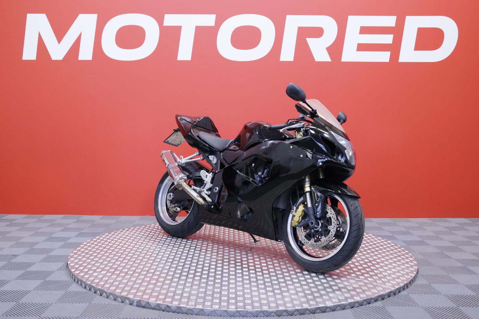 Suzuki - GSX-R - 750 // Huoltokirja / Suomi-pyörä / Yoshimura // - Moottoripyörä
