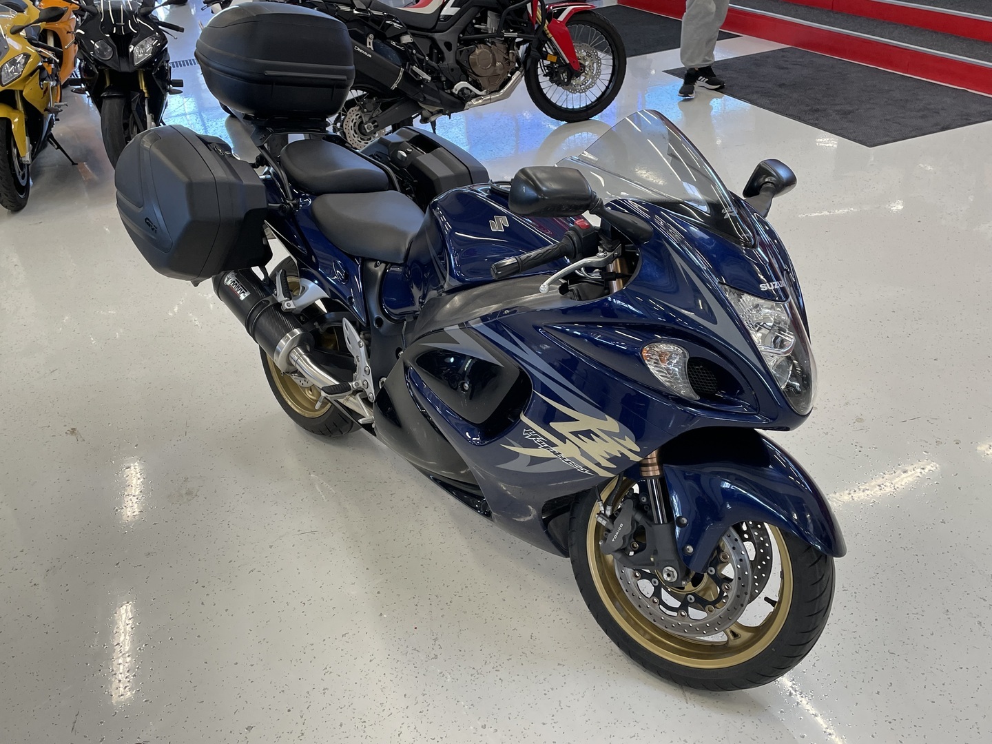 Suzuki - GSX - 1300R Hayabusa // Huoltokirja / Suomi-pyörä / 3x laukut // - Moottoripyörä
