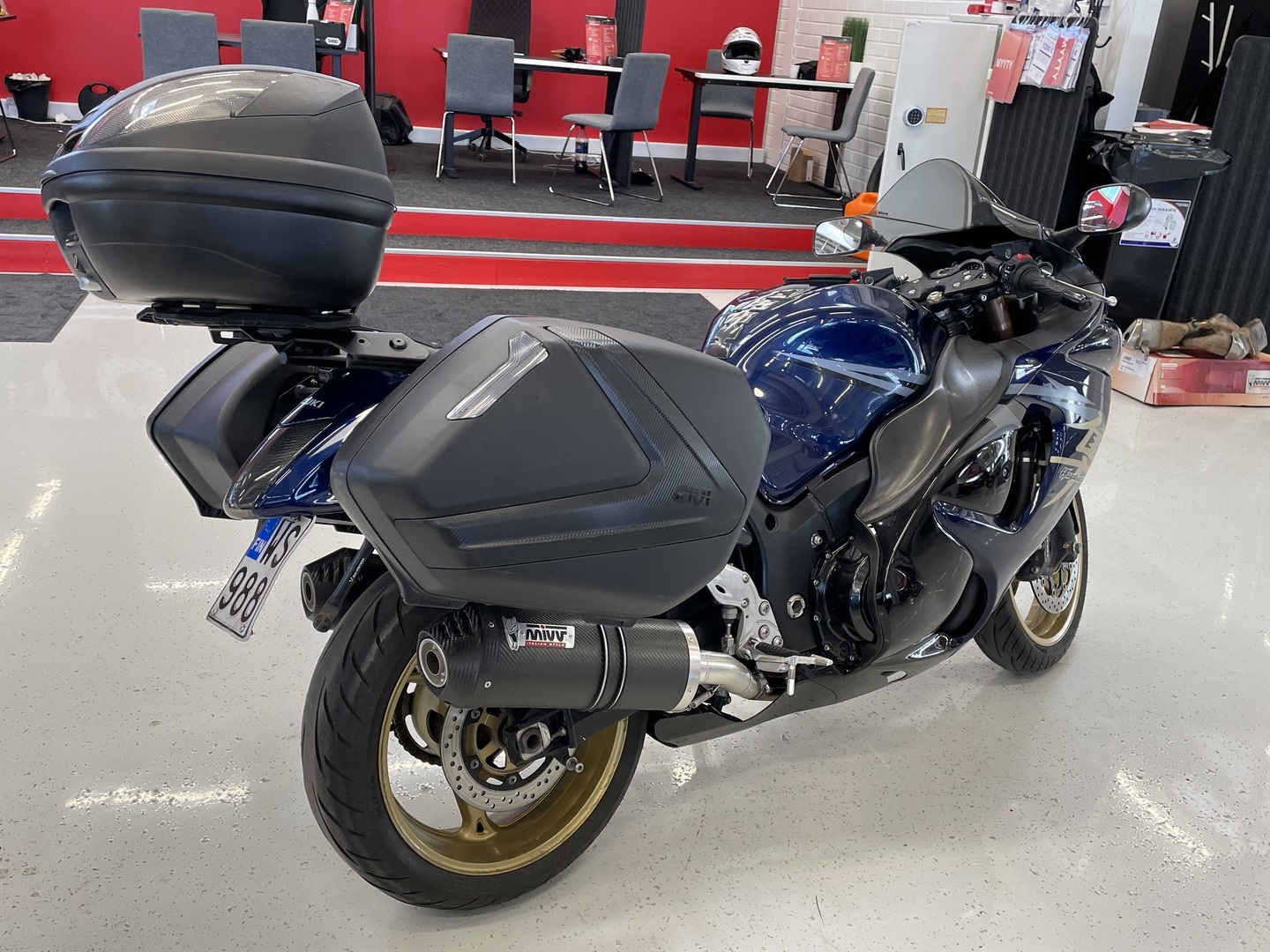 Suzuki - GSX - 1300R Hayabusa // Huoltokirja / Suomi-pyörä / 3x laukut // - Moottoripyörä