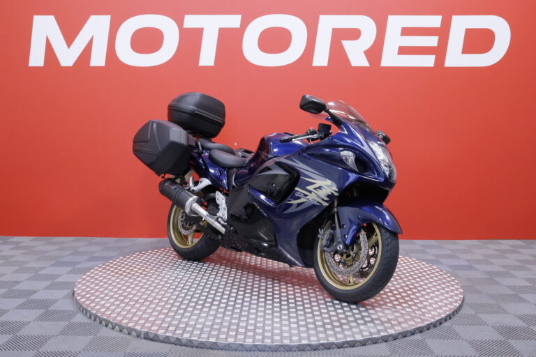 Suzuki - GSX - 1300R Hayabusa // Huoltokirja / Suomi-pyörä / 3x laukut // - Moottoripyörä