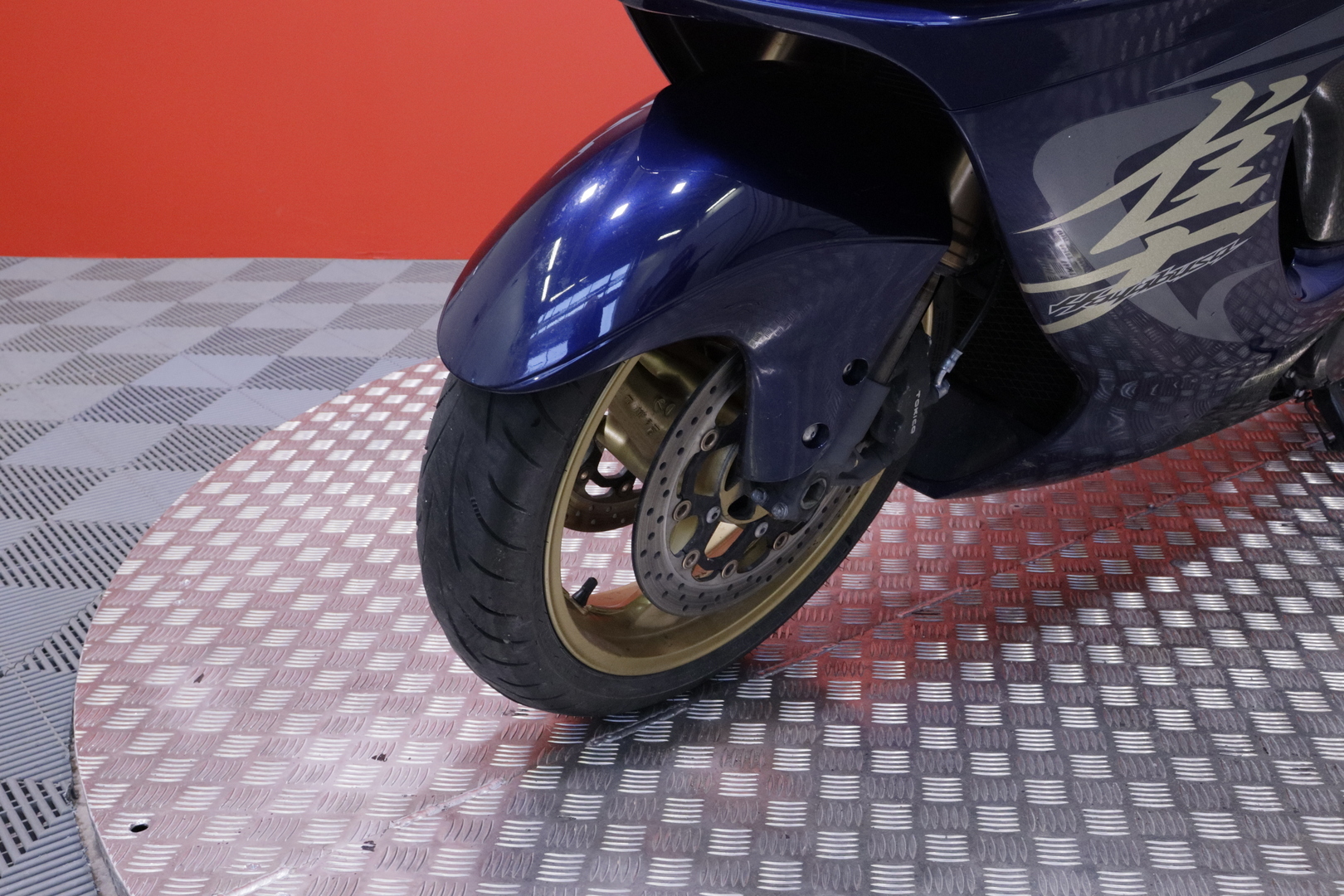 Suzuki - GSX - 1300R Hayabusa // Huoltokirja / Suomi-pyörä / 3x laukut // - Moottoripyörä
