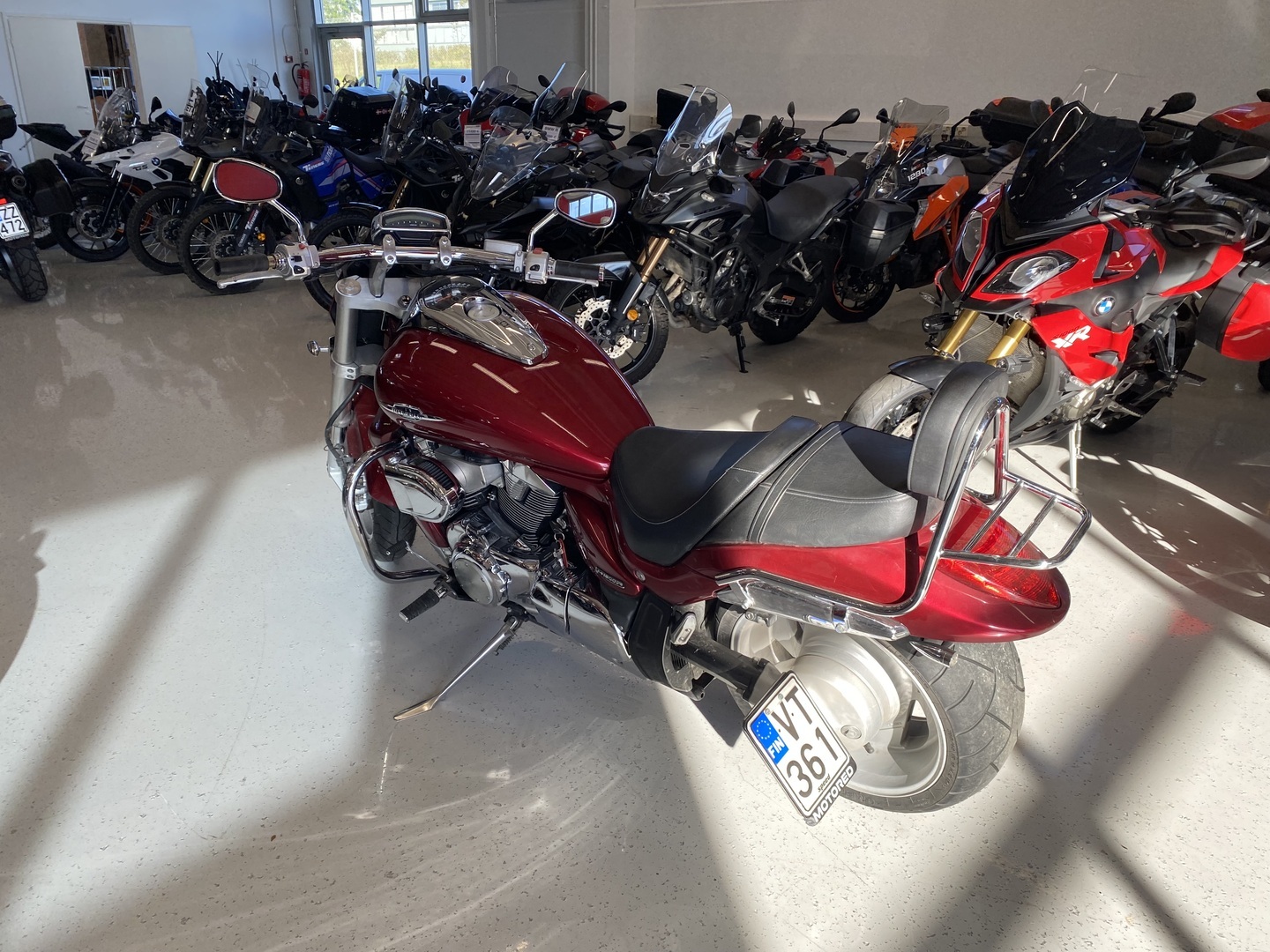 Suzuki - INTRUDER - M1800R // Hooker putkisto / Supercharger / LED / Powercommander // - Moottoripyörä