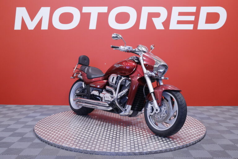 Suzuki - INTRUDER - M1800R // Hooker putkisto / Supercharger / LED / Powercommander // - Moottoripyörä