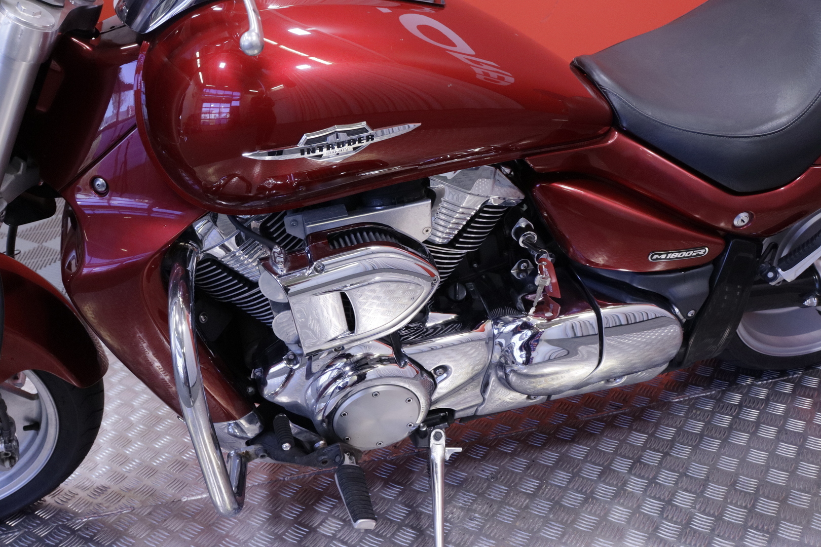 Suzuki - INTRUDER - M1800R // Hooker putkisto / Supercharger / LED / Powercommander // - Moottoripyörä