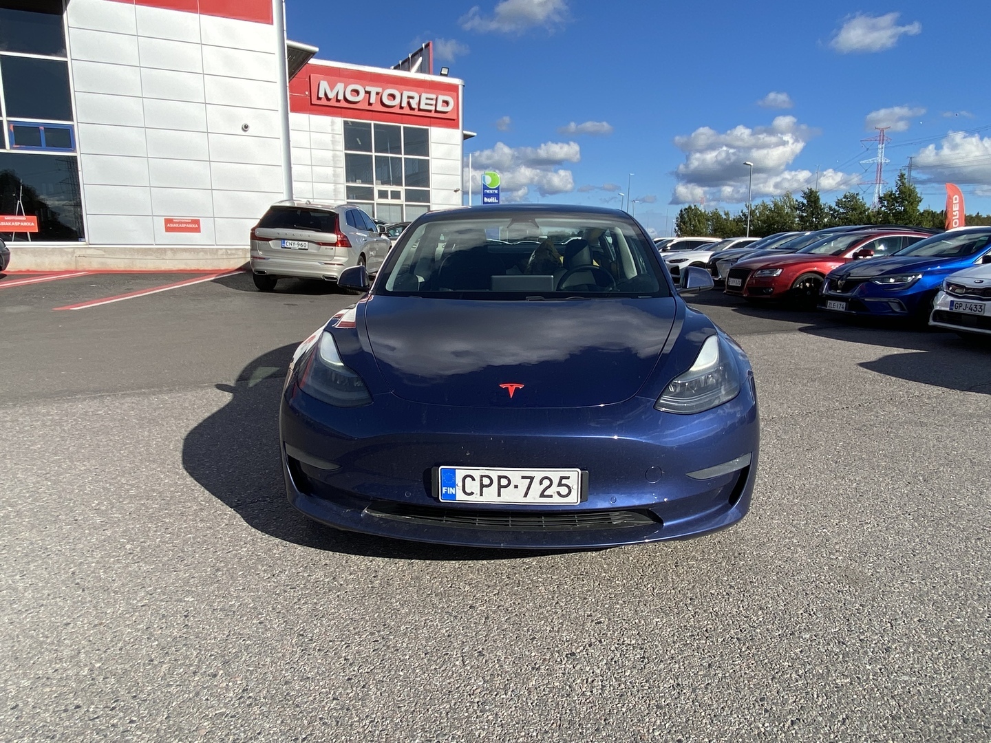 Tesla - Model 3 - Long Range - Sedan