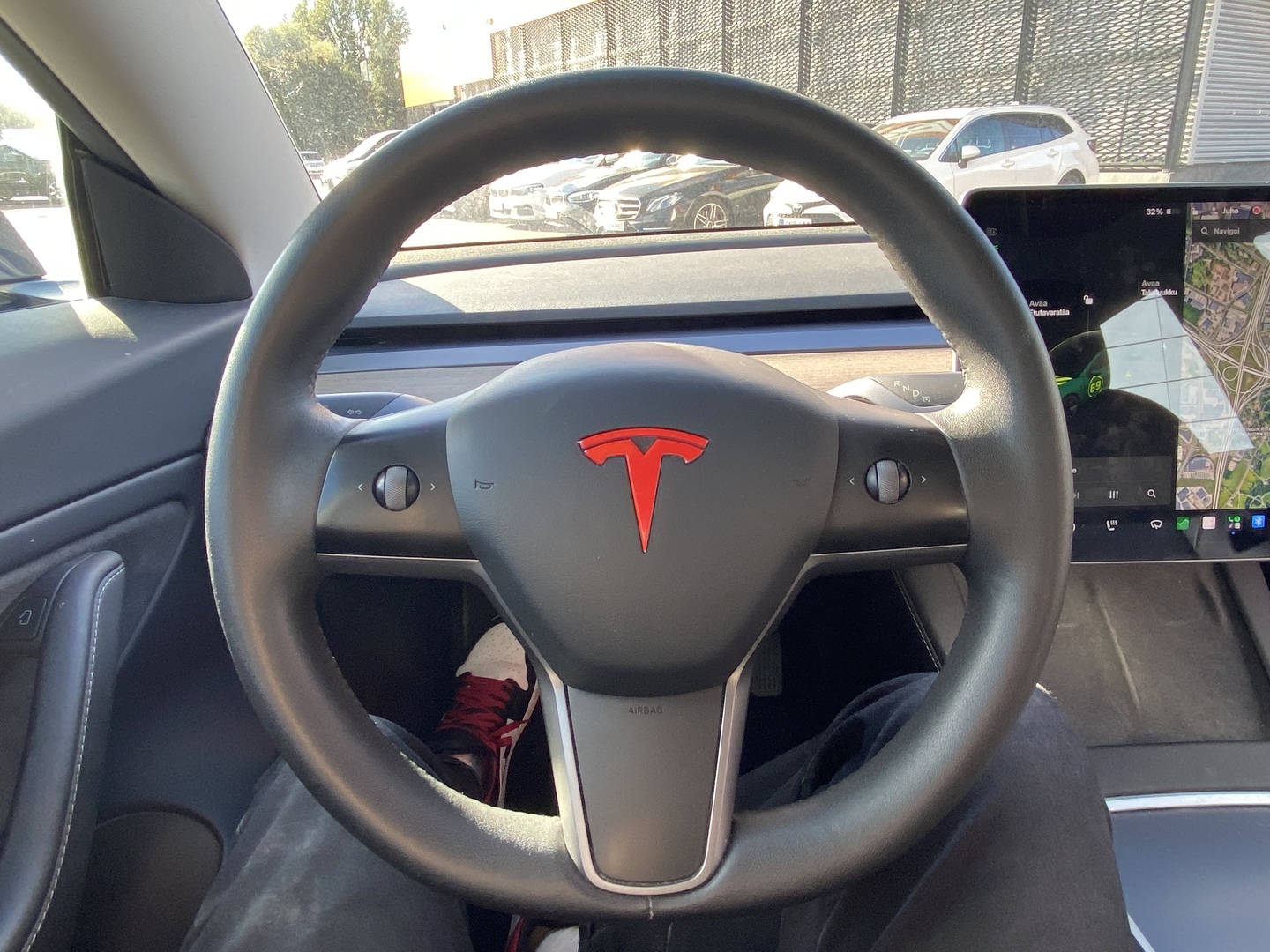 Tesla - Model 3 - Long Range - Sedan