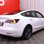 Tesla - Model 3 - Standard Range Plus - Sedan