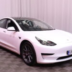 Tesla - Model 3 - Standard Range Plus - Sedan