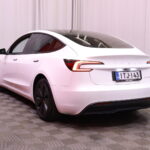 Tesla - Model 3 - Long Range AWD Highland / Koukku / AMD Ryzen / Ilmastoidut nahat / Premium Audio / Lasikatto / - Sedan