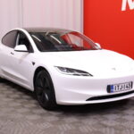 Tesla - Model 3 - Long Range AWD Highland / Koukku / AMD Ryzen / Ilmastoidut nahat / Premium Audio / Lasikatto / - Sedan