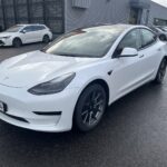 Tesla - Model 3 - Standard Range Plus - Sedan