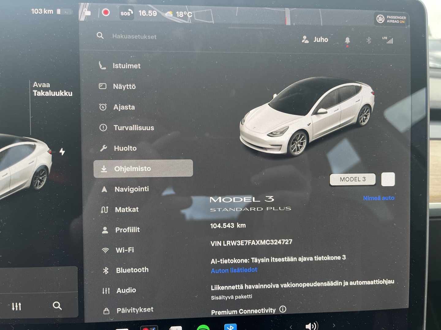 Tesla - Model 3 - Standard Range Plus - Sedan