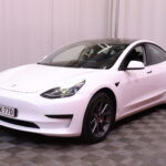 Tesla - Model 3 - Standard Range Plus - Sedan