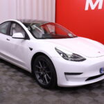 Tesla - Model 3 - Long Range - Sedan