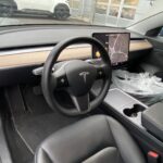 Tesla - Model 3 - Long Range - Sedan
