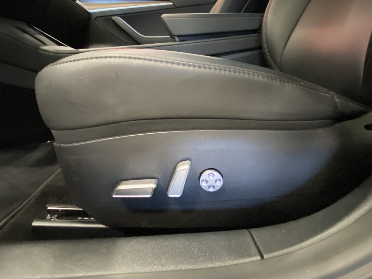 Tesla - Model 3 - Performance - Sedan