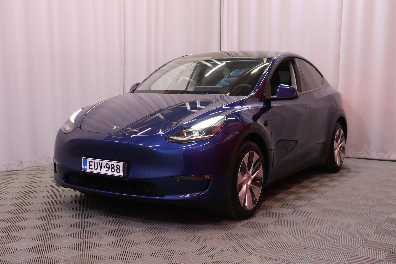 Tesla Model Y Long Range 2023, kuva 6/36